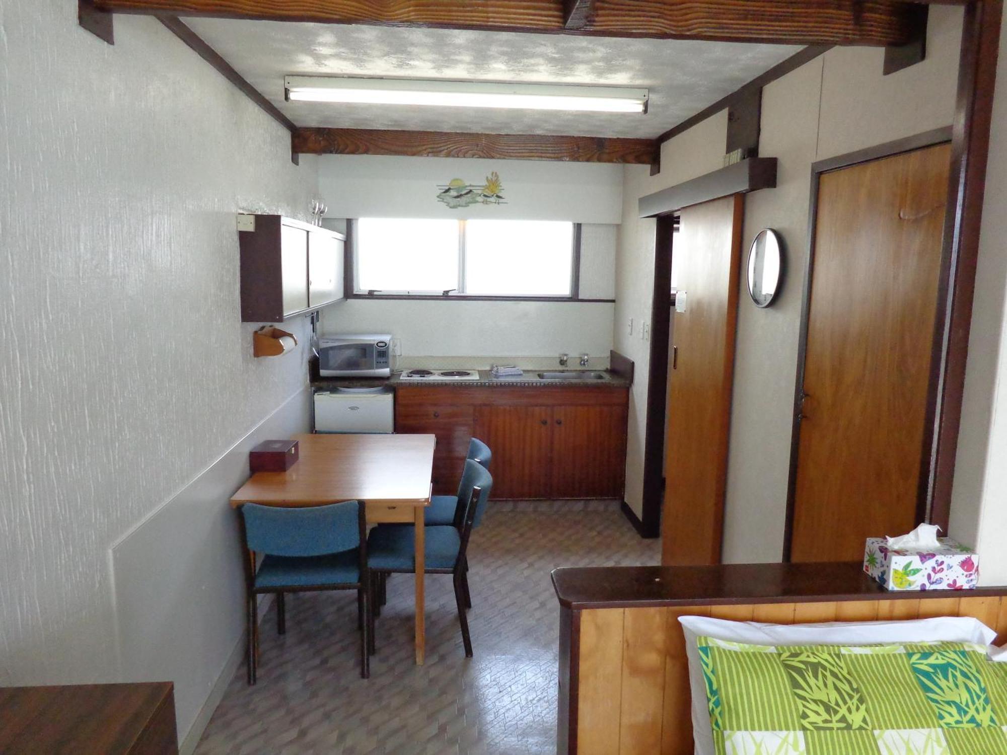 San Marino Motor Lodge Absolute Beachfront Coopers Beach Room photo