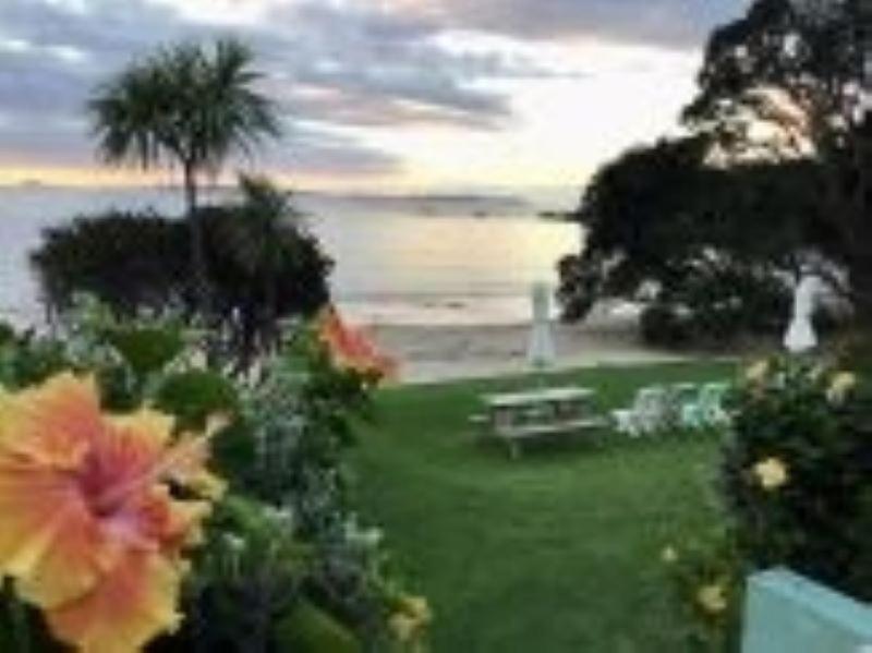 San Marino Motor Lodge Absolute Beachfront Coopers Beach Exterior photo
